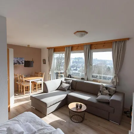 View - Balkon Mit Südblick - Zentrale Lage Mit Sommer Card *