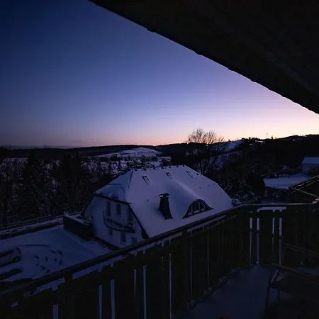 View - Balkon Mit Suedblick - Zentrale Lage - Eigener Parkplatz