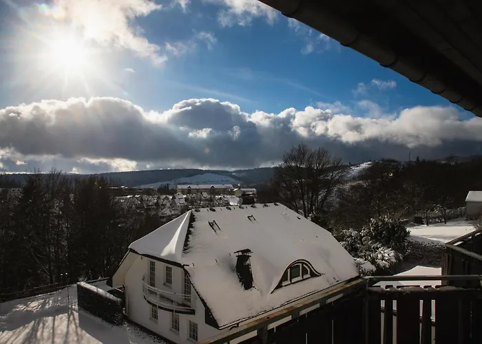View - Balkon Mit Suedblick - Zentrale Lage - Eigener Parkplatz Appartement Winterberg