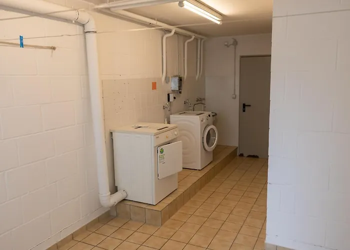 View - Balkon Mit Suedblick - Zentrale Lage - Eigener Parkplatz