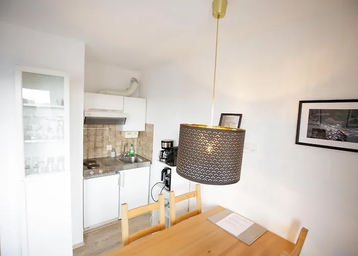 View - Balkon Mit Suedblick - Zentrale Lage - Eigener Parkplatz